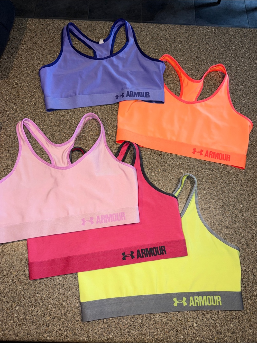 Under Armour Women’s Neon Sports Bra Lot